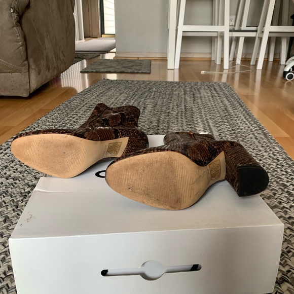 Aldo Snakeskin Ankle Boots - Picture 4 of 5